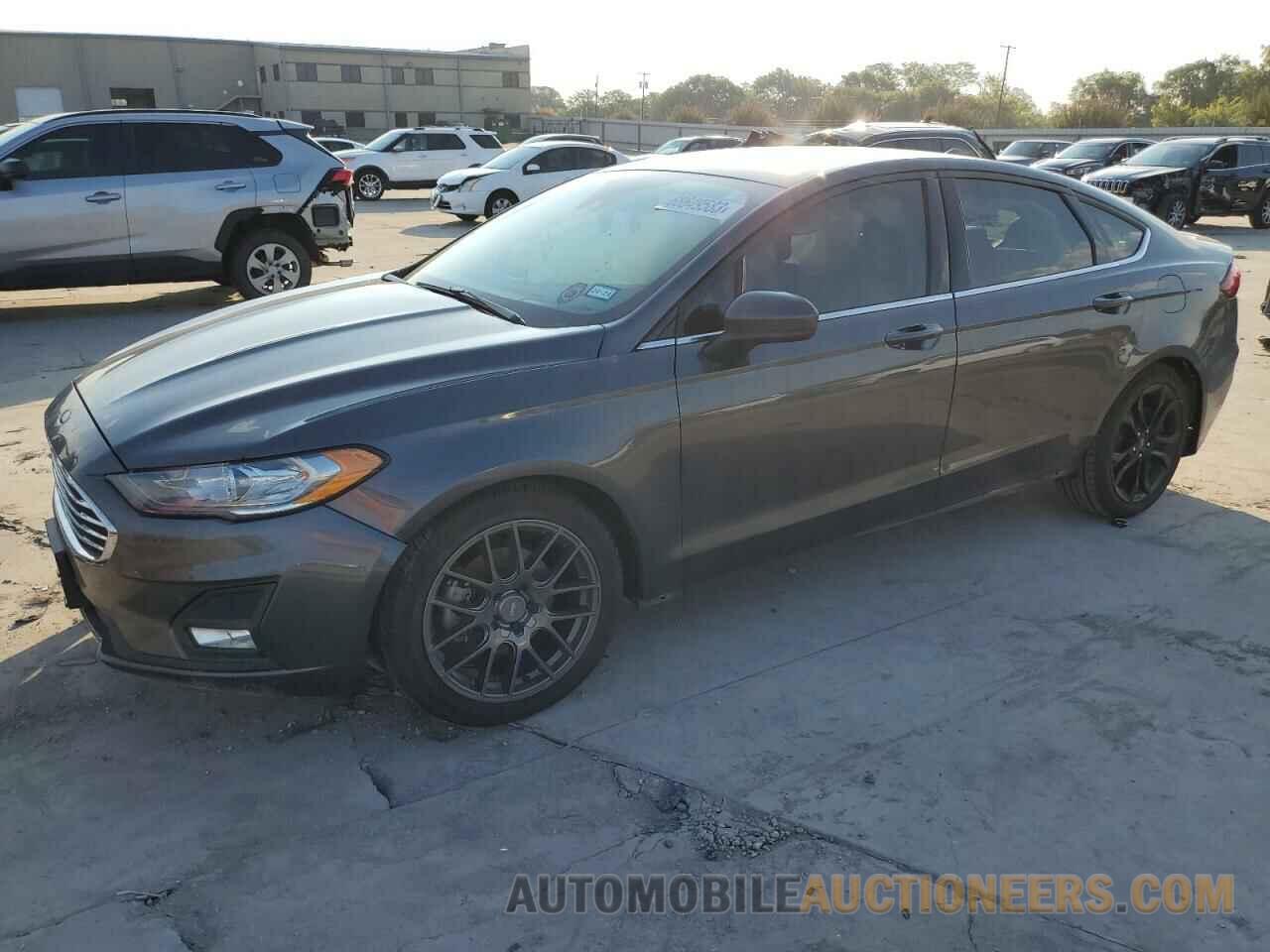 3FA6P0HD9KR231677 FORD FUSION 2019