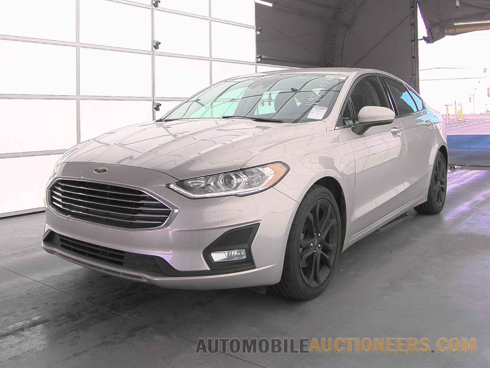 3FA6P0HDXKR107160 Ford Fusion 2019