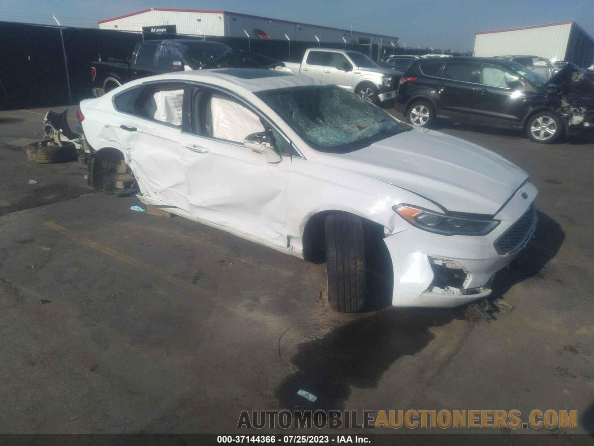 3FA6P0K93KR180343 FORD FUSION 2019