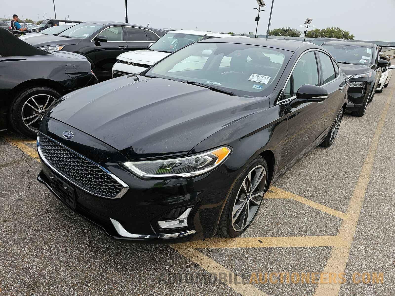 3FA6P0K94KR182375 Ford Fusion 2019