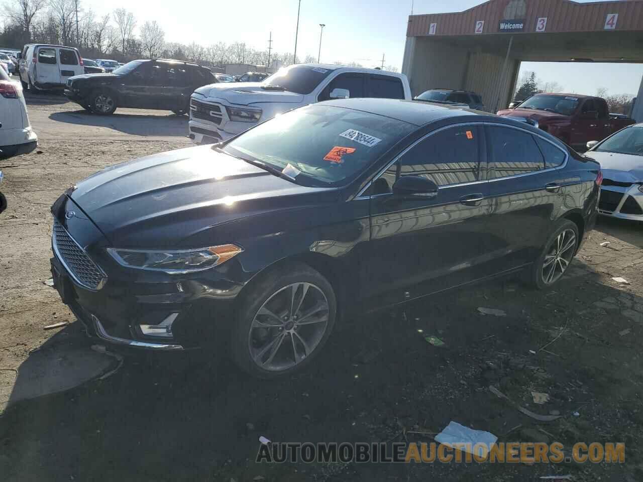 3FA6P0K96KR129001 FORD FUSION 2019