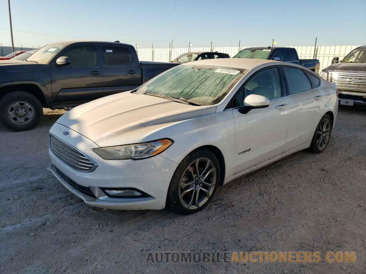 3FA6P0LU0HR285935 FORD FUSION 2017