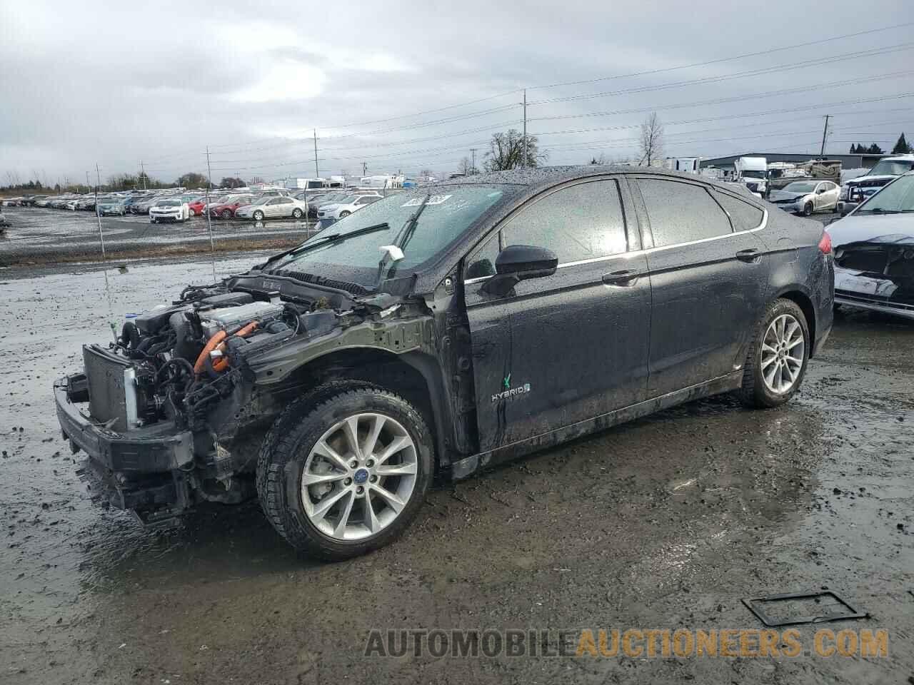 3FA6P0LU0HR374498 FORD FUSION 2017