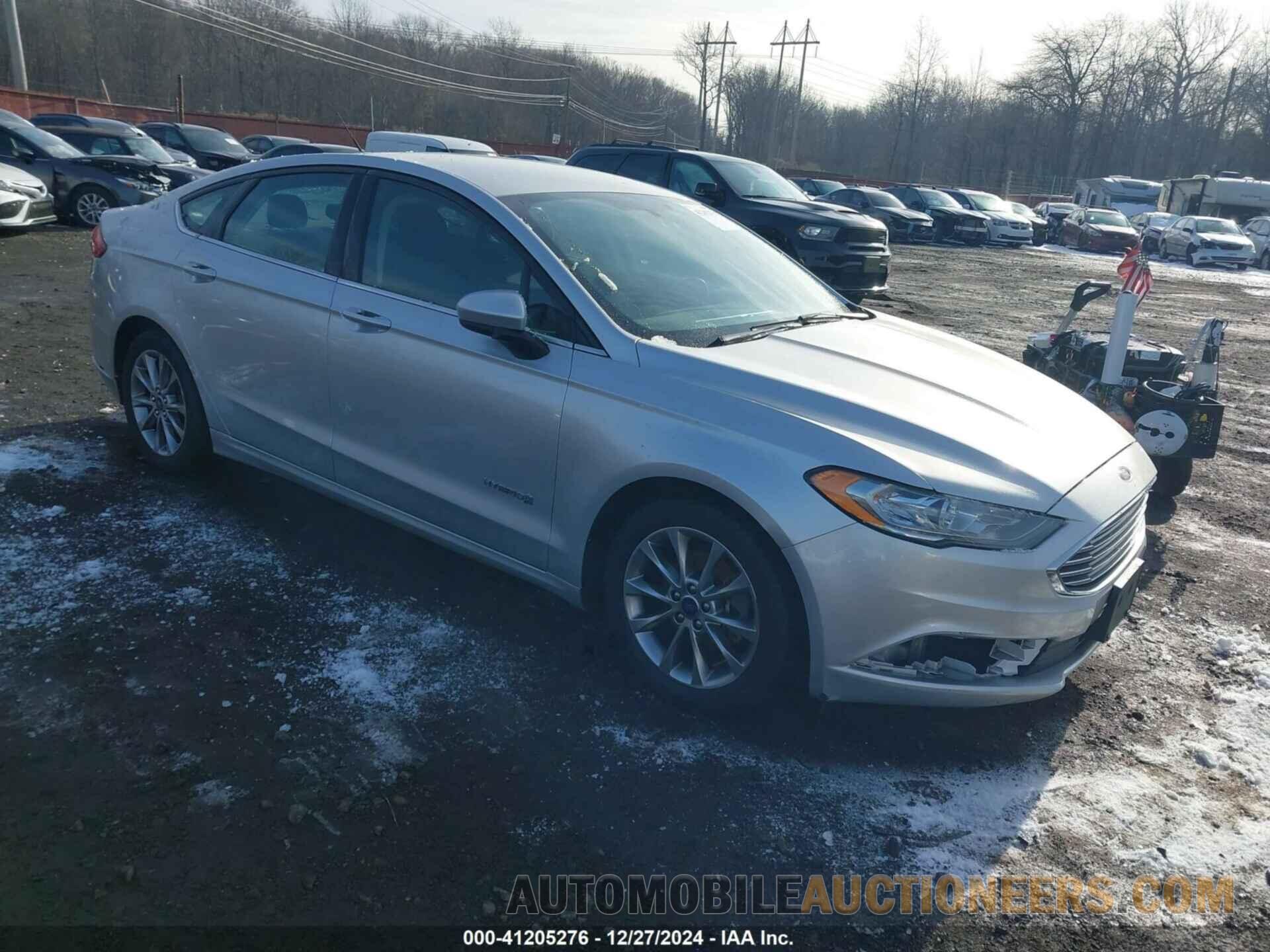 3FA6P0LU0HR386585 FORD FUSION HYBRID 2017