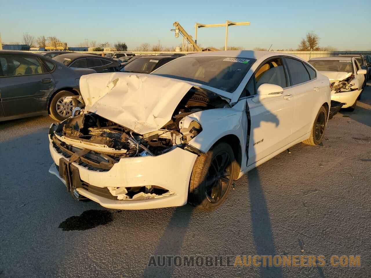 3FA6P0LU0JR262631 FORD FUSION 2018