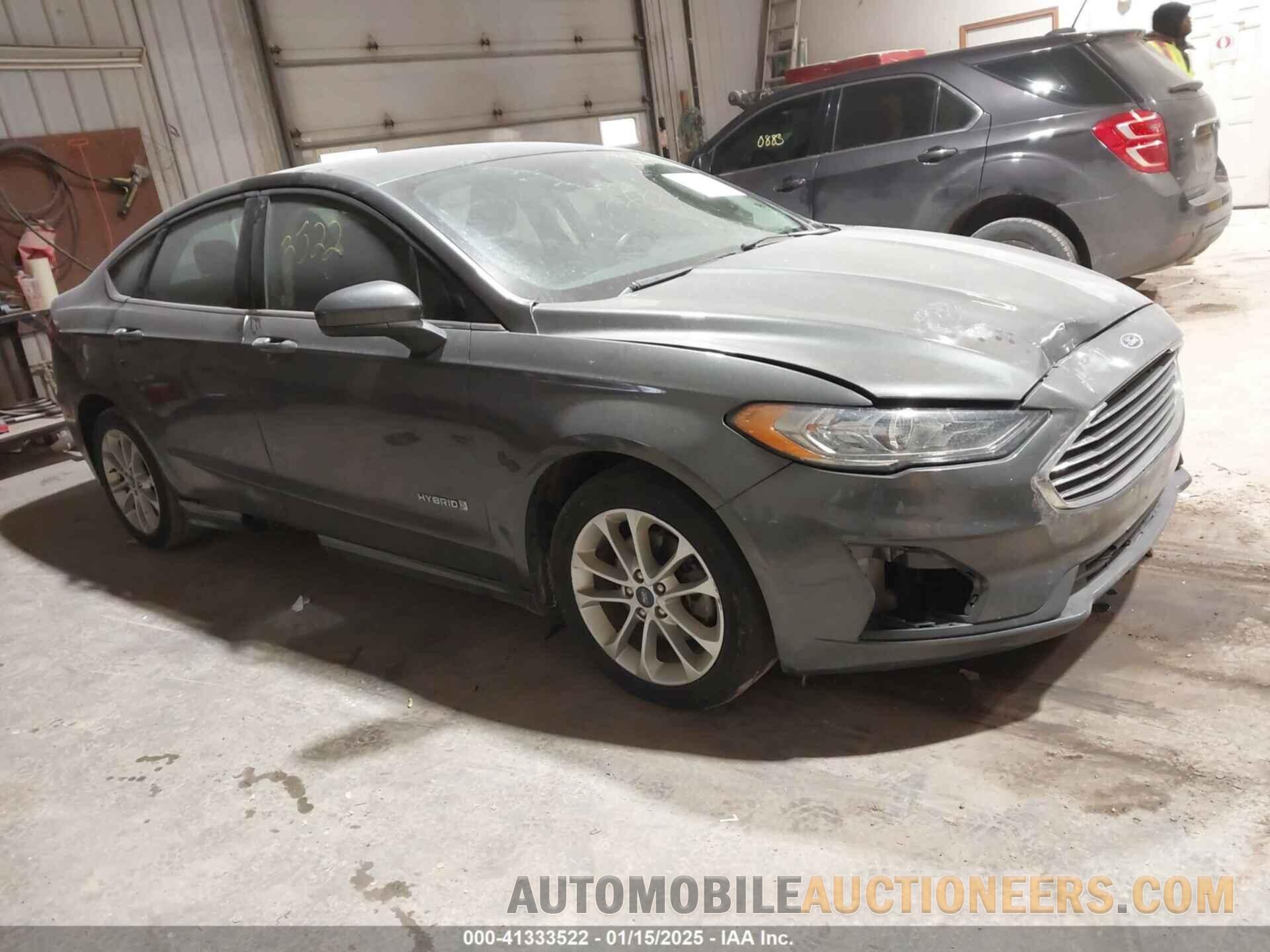 3FA6P0LU0KR129336 FORD FUSION HYBRID 2019