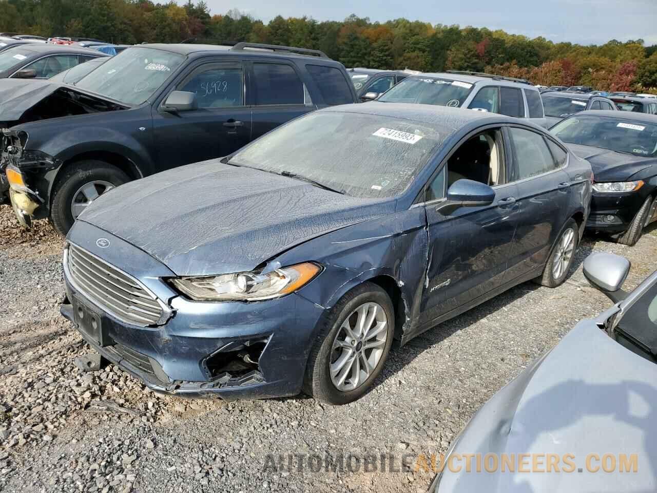 3FA6P0LU0KR180688 FORD FUSION 2019