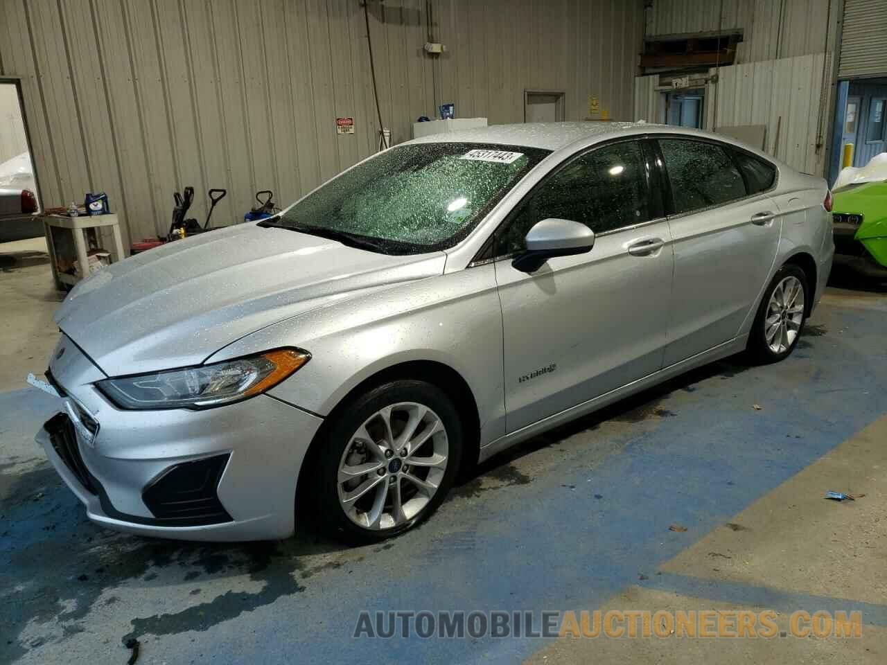 3FA6P0LU0KR181890 FORD FUSION 2019