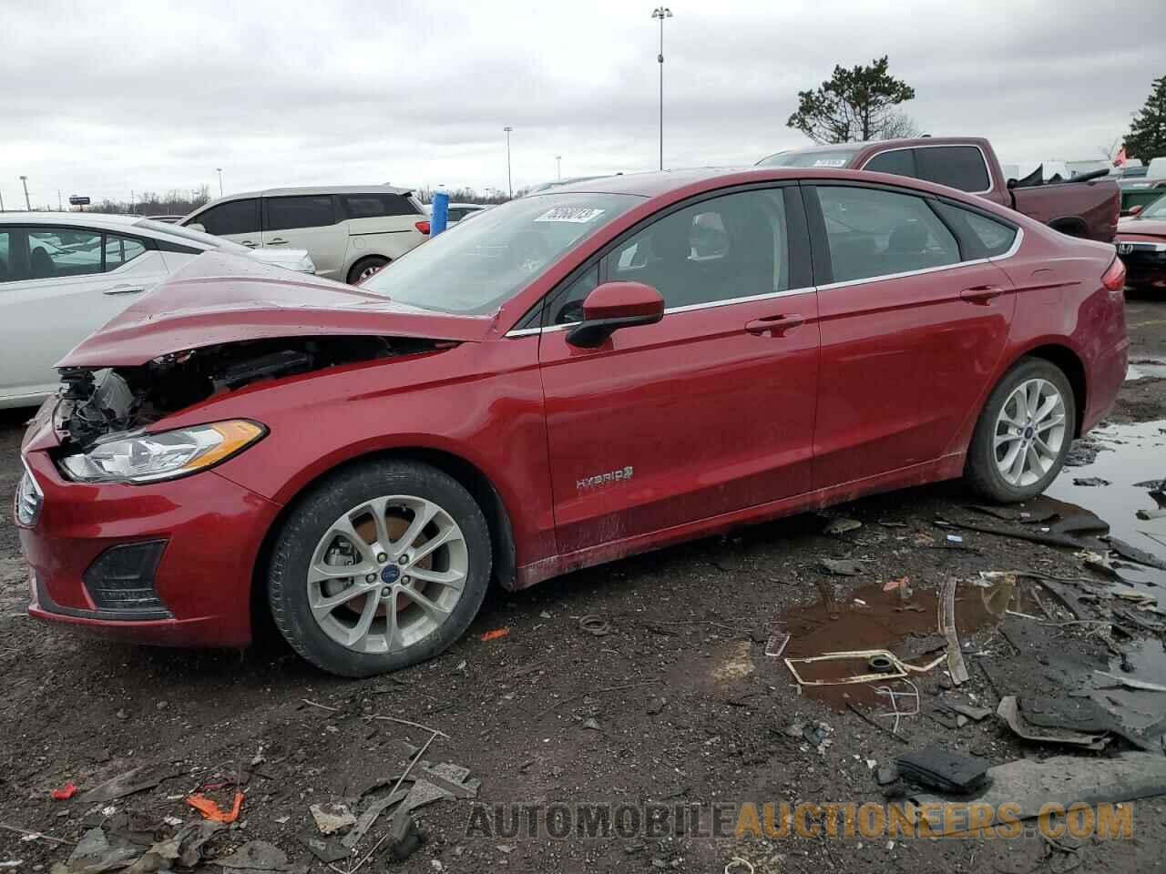 3FA6P0LU0KR196454 FORD FUSION 2019