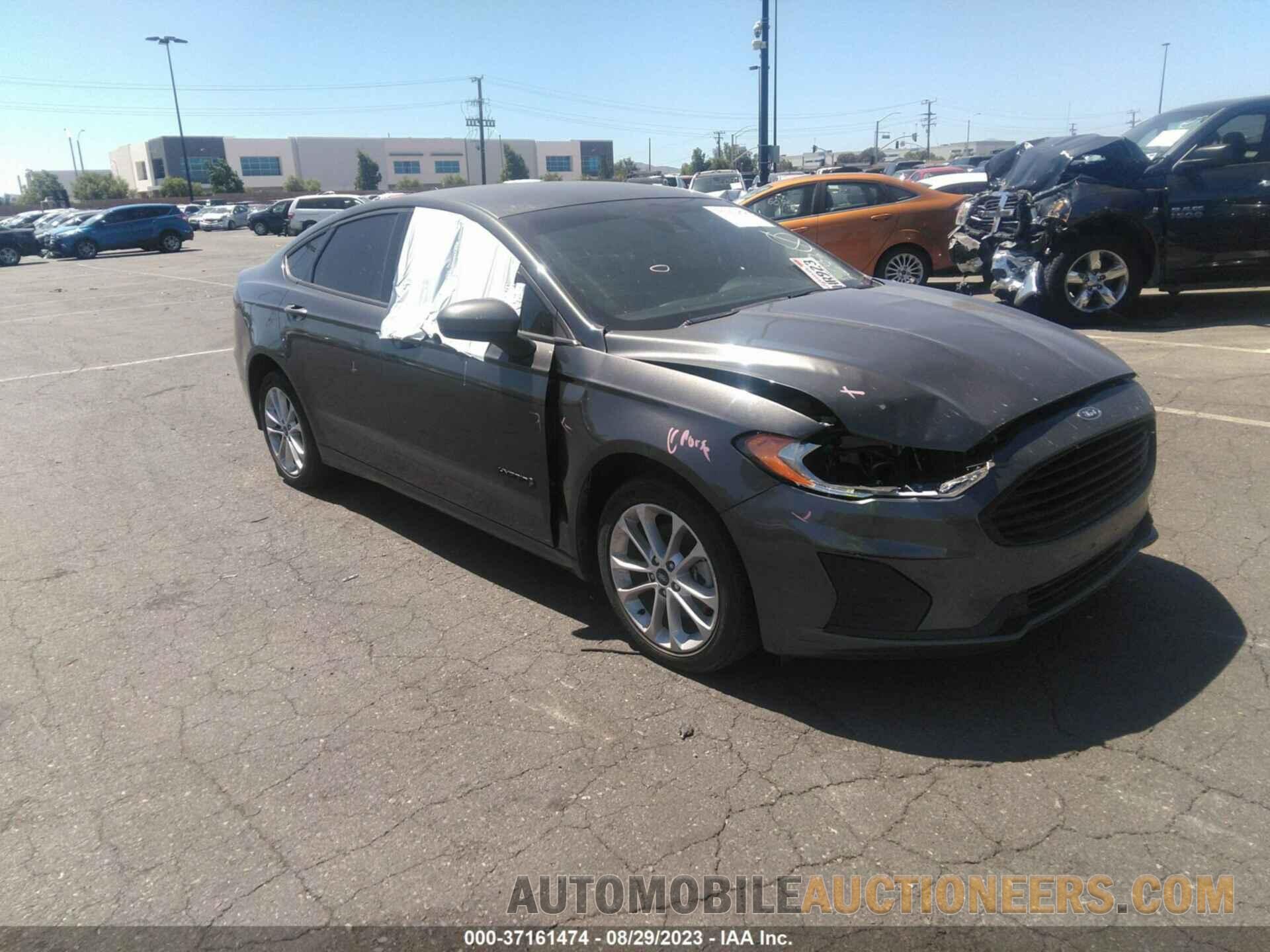 3FA6P0LU0KR201362 FORD FUSION HYBRID 2019