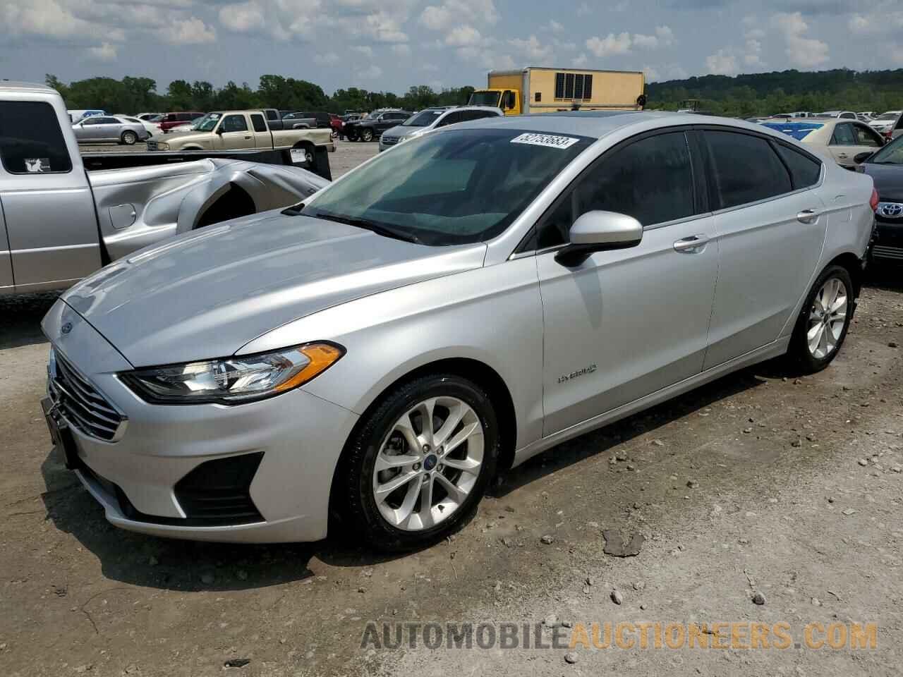 3FA6P0LU0KR242333 FORD FUSION 2019