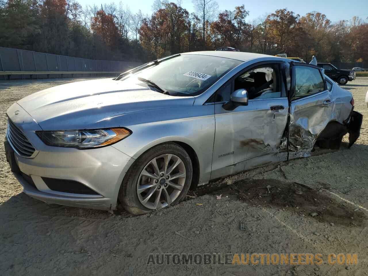 3FA6P0LU1HR123408 FORD FUSION 2017