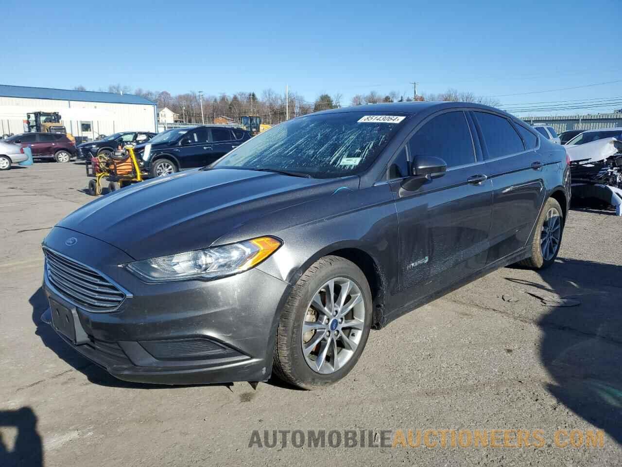 3FA6P0LU1HR196066 FORD FUSION 2017