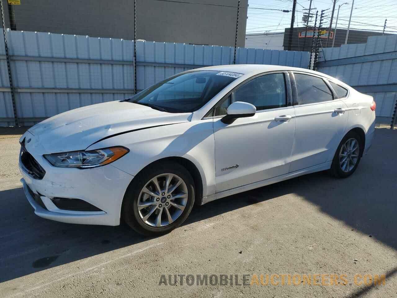 3FA6P0LU1HR299990 FORD FUSION 2017