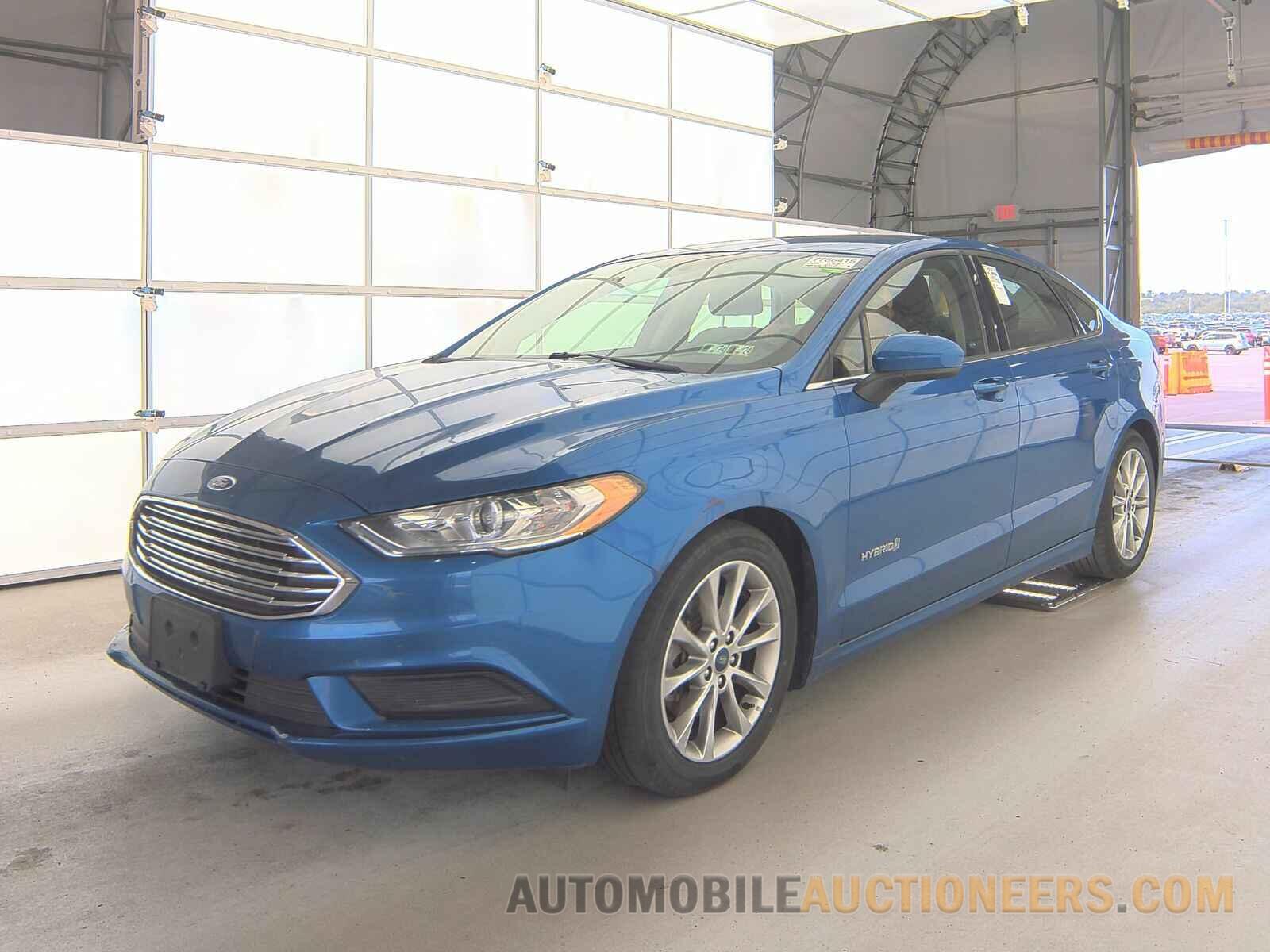 3FA6P0LU1HR374221 Ford Fusion Hybrid 2017