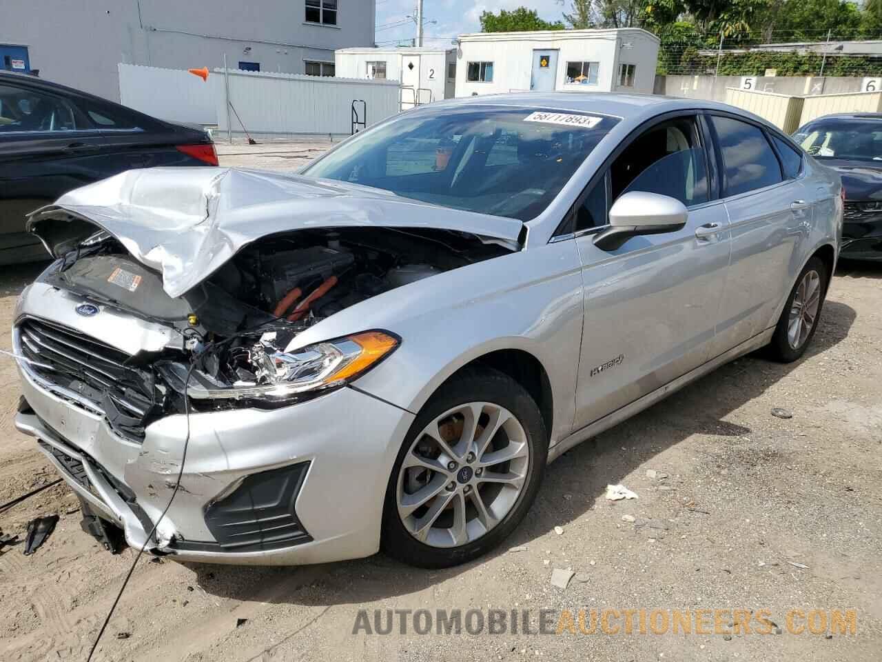 3FA6P0LU1KR140300 FORD FUSION 2019