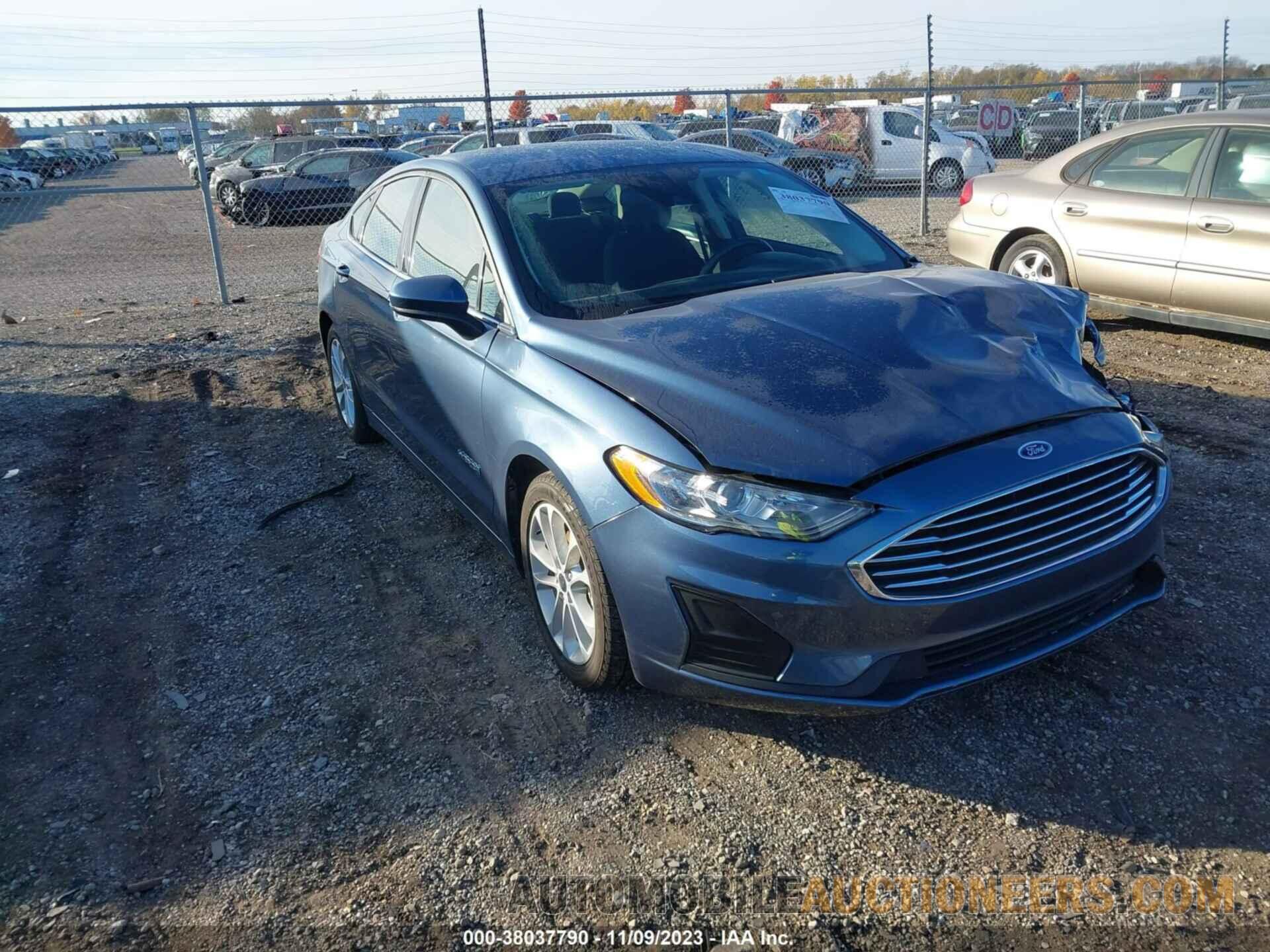 3FA6P0LU1KR151989 FORD FUSION HYBRID 2019