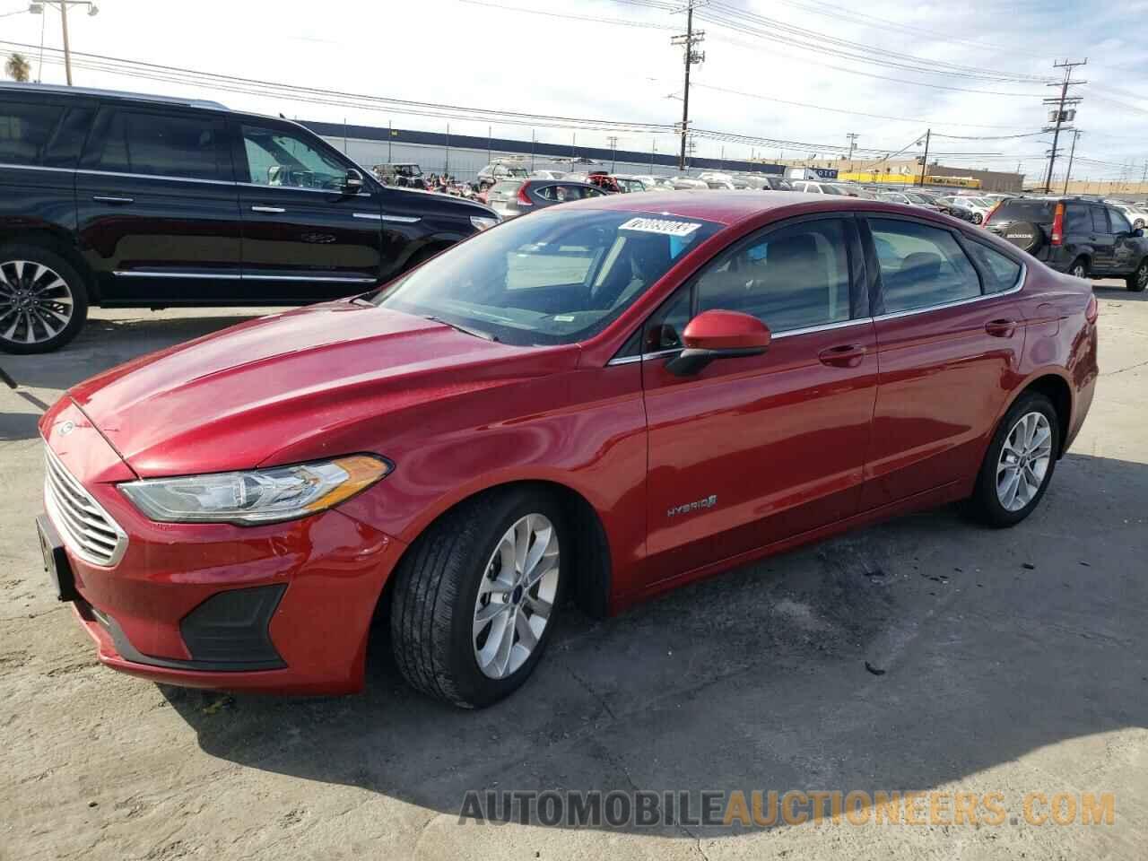 3FA6P0LU1KR188976 FORD FUSION 2019