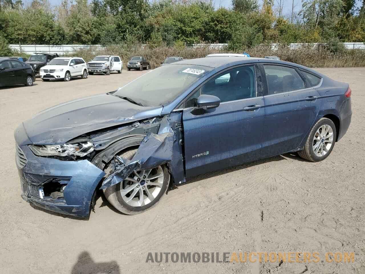 3FA6P0LU1KR197743 FORD FUSION 2019