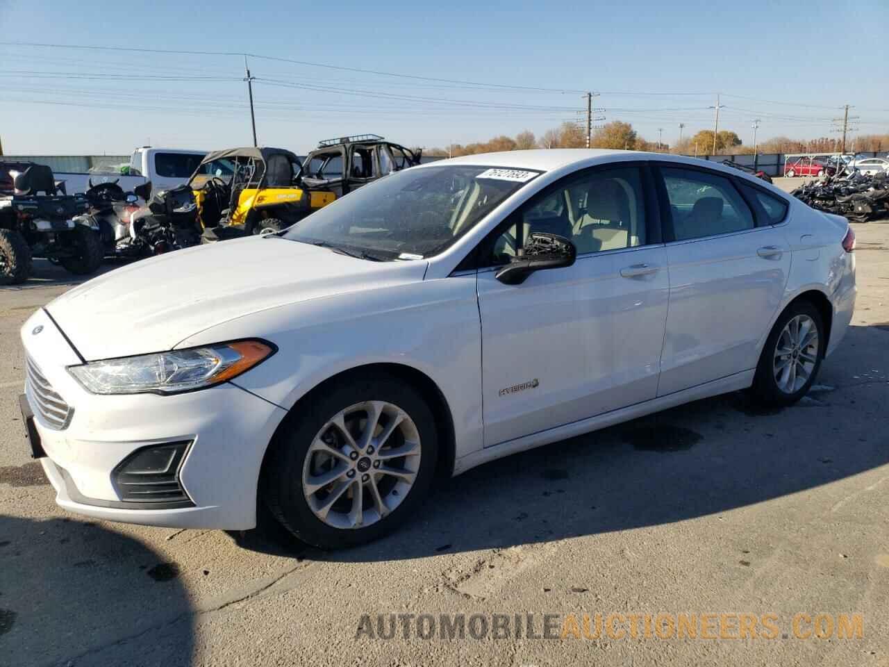 3FA6P0LU1KR205422 FORD FUSION 2019