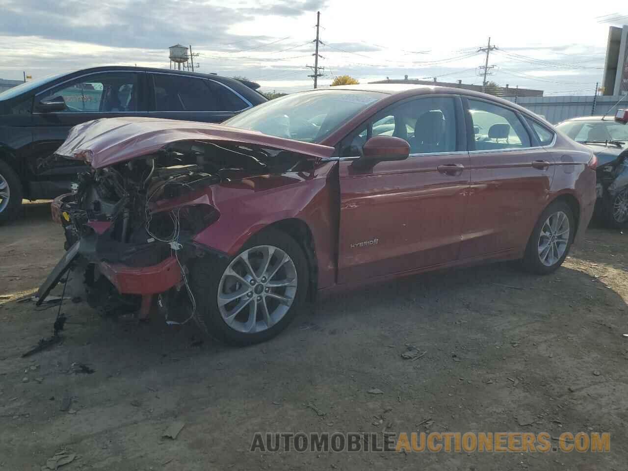 3FA6P0LU1KR224892 FORD FUSION 2019