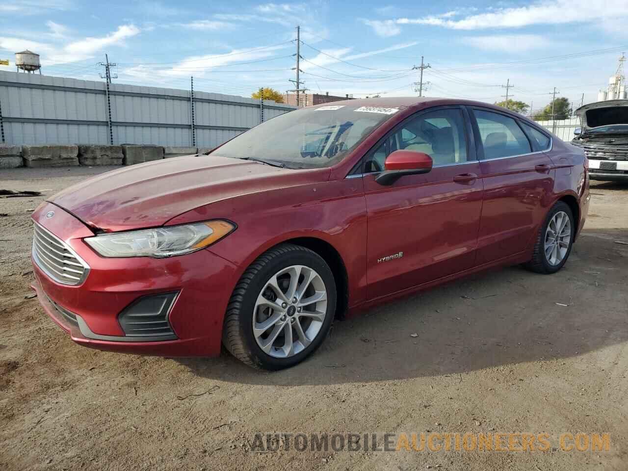 3FA6P0LU1KR225069 FORD FUSION 2019