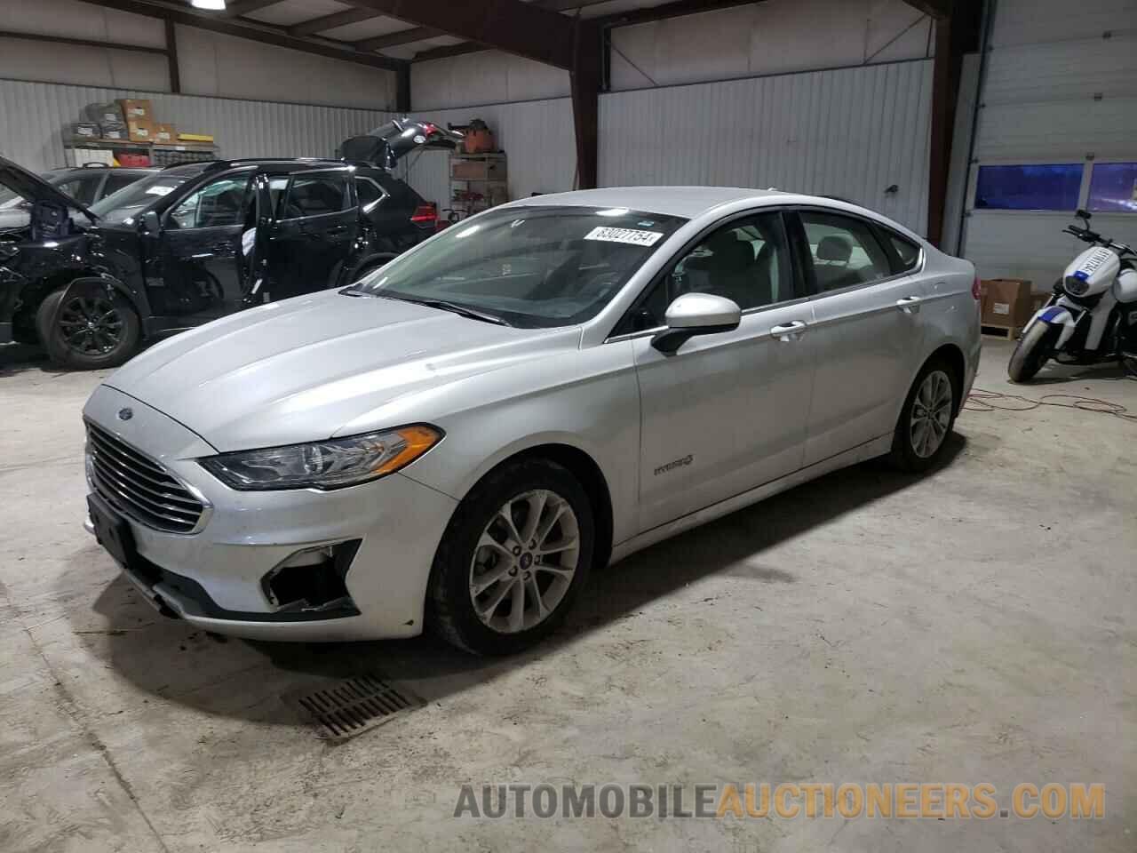 3FA6P0LU1KR225329 FORD FUSION 2019