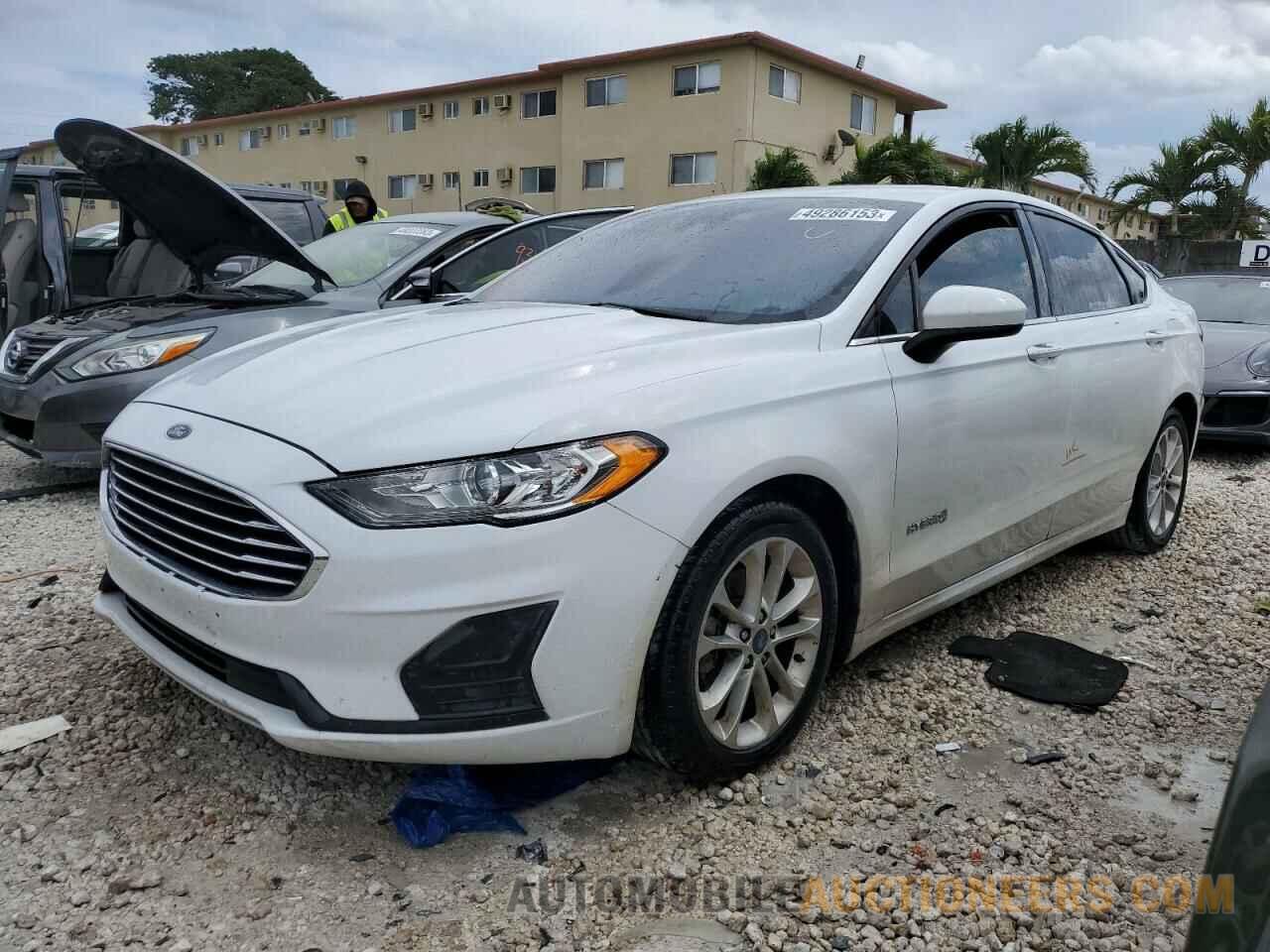 3FA6P0LU1KR271548 FORD FUSION 2019