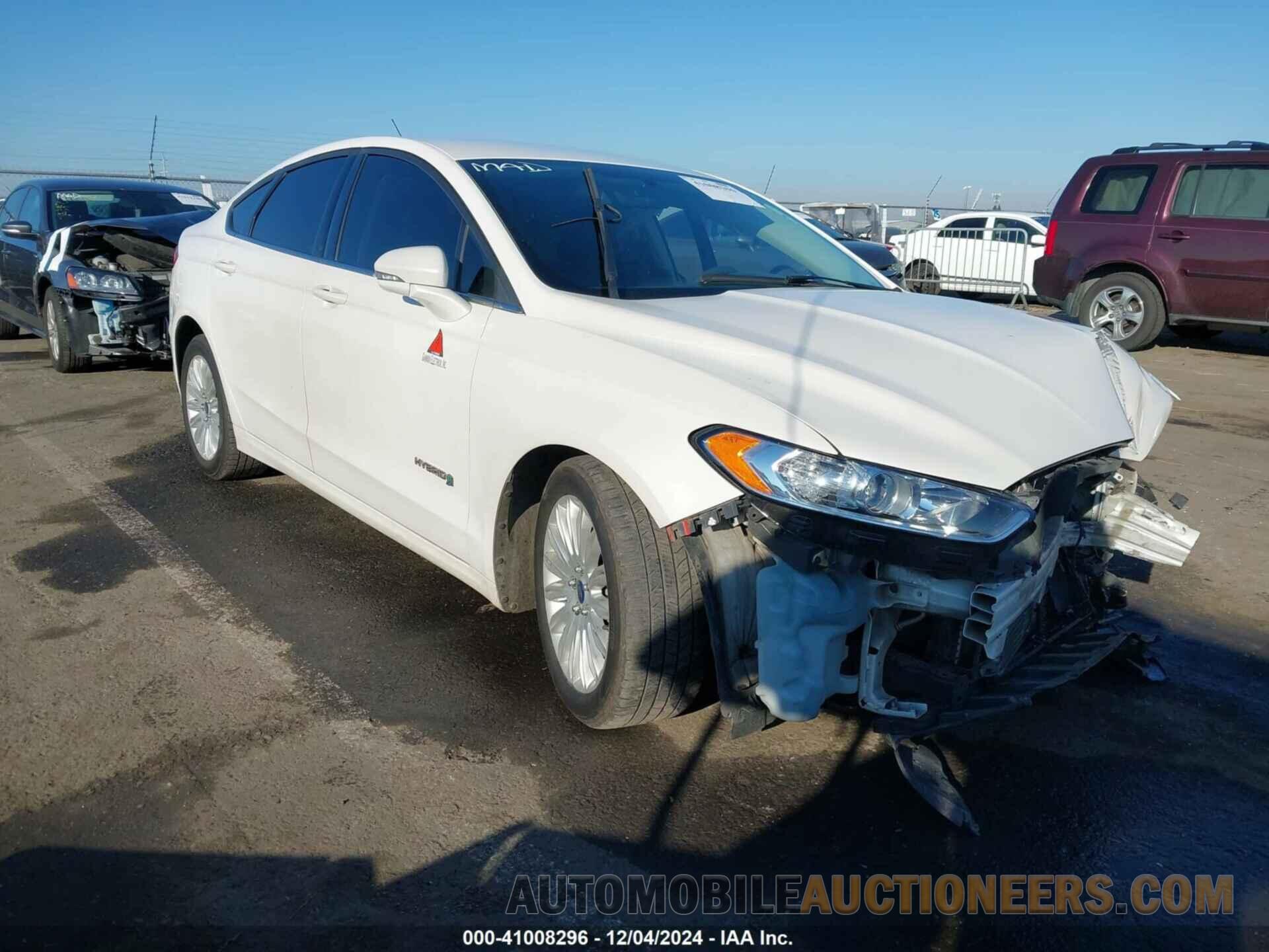 3FA6P0LU2FR195005 FORD FUSION HYBRID 2015