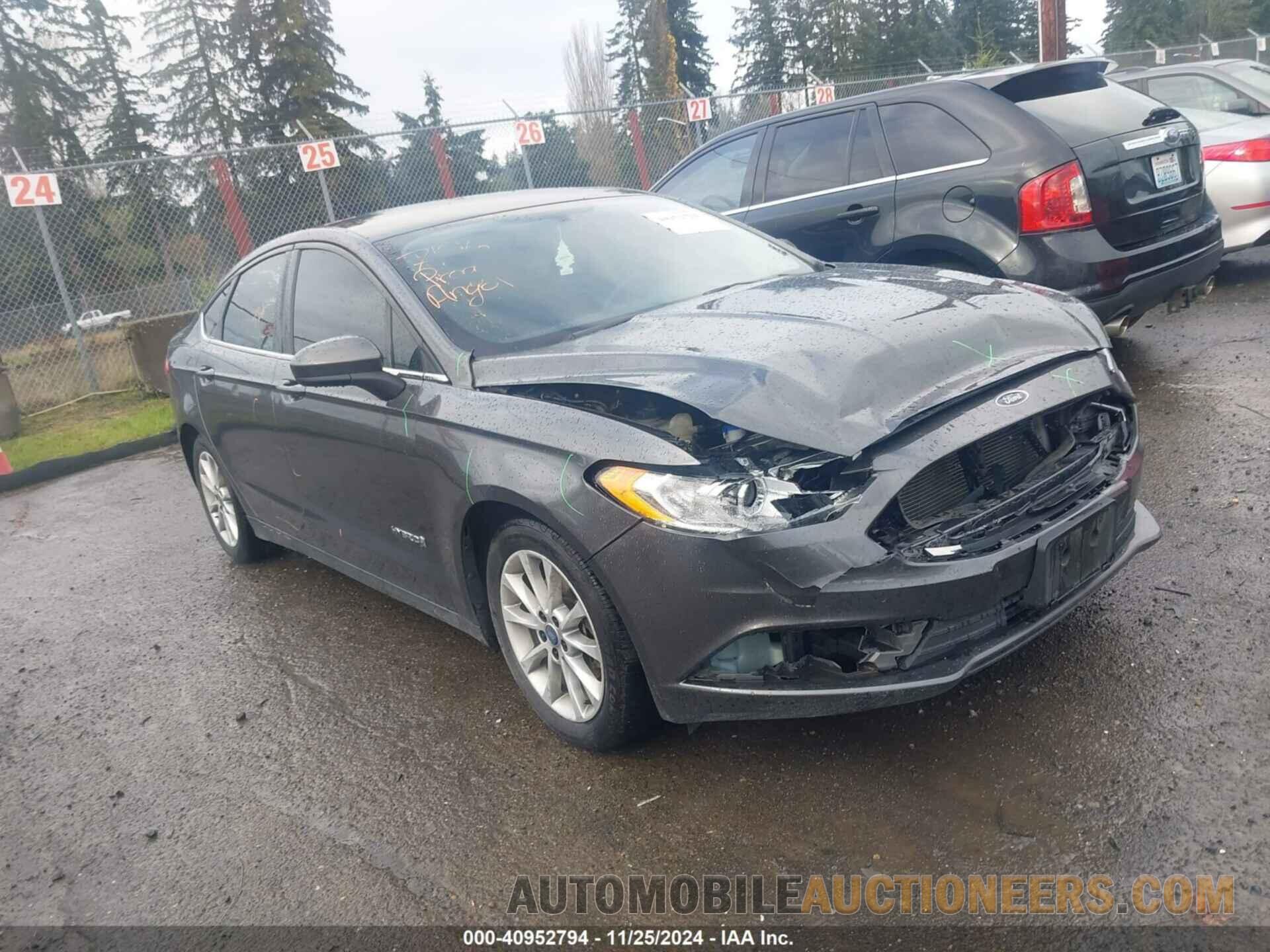 3FA6P0LU2HR105886 FORD FUSION HYBRID 2017