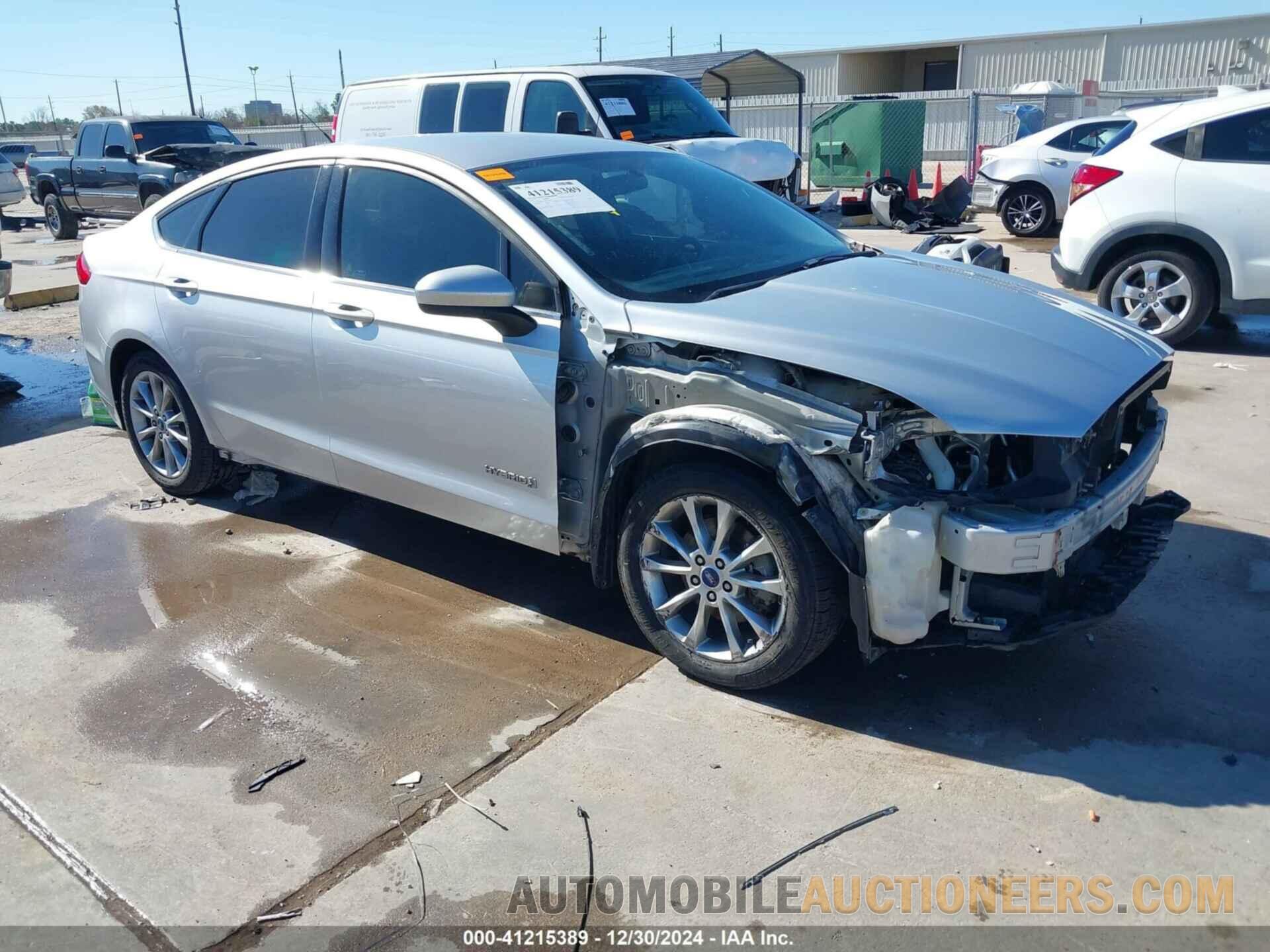 3FA6P0LU2HR380786 FORD FUSION HYBRID 2017