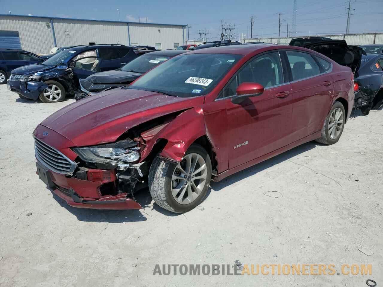 3FA6P0LU2KR125871 FORD FUSION 2019