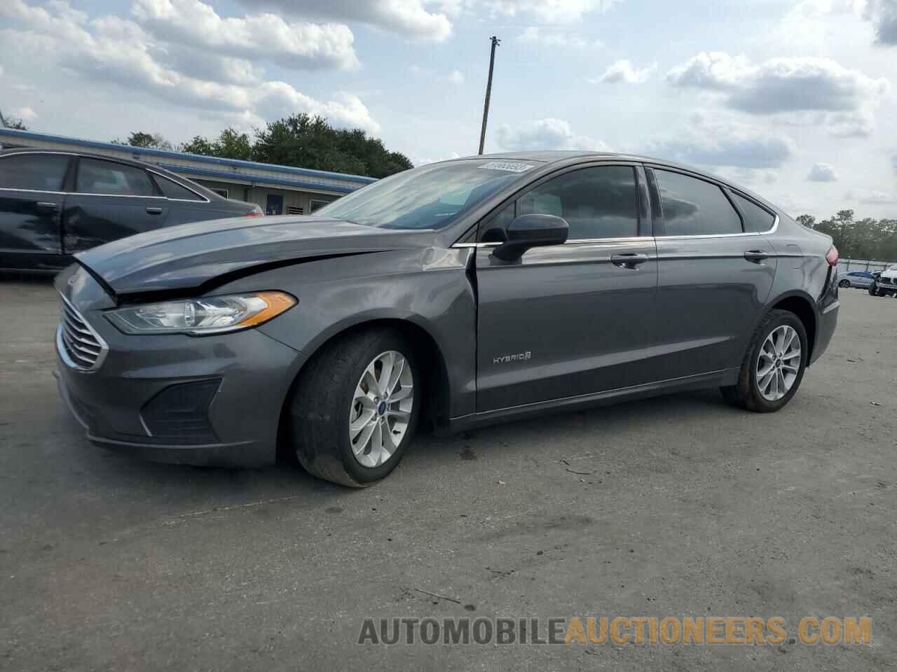 3FA6P0LU2KR137566 FORD FUSION 2019