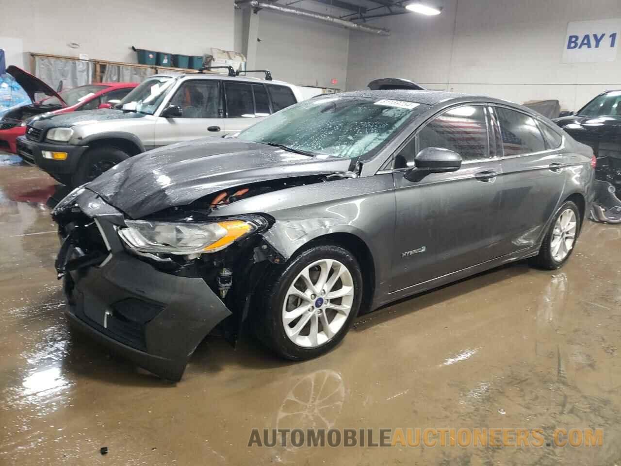 3FA6P0LU2KR165609 FORD FUSION 2019