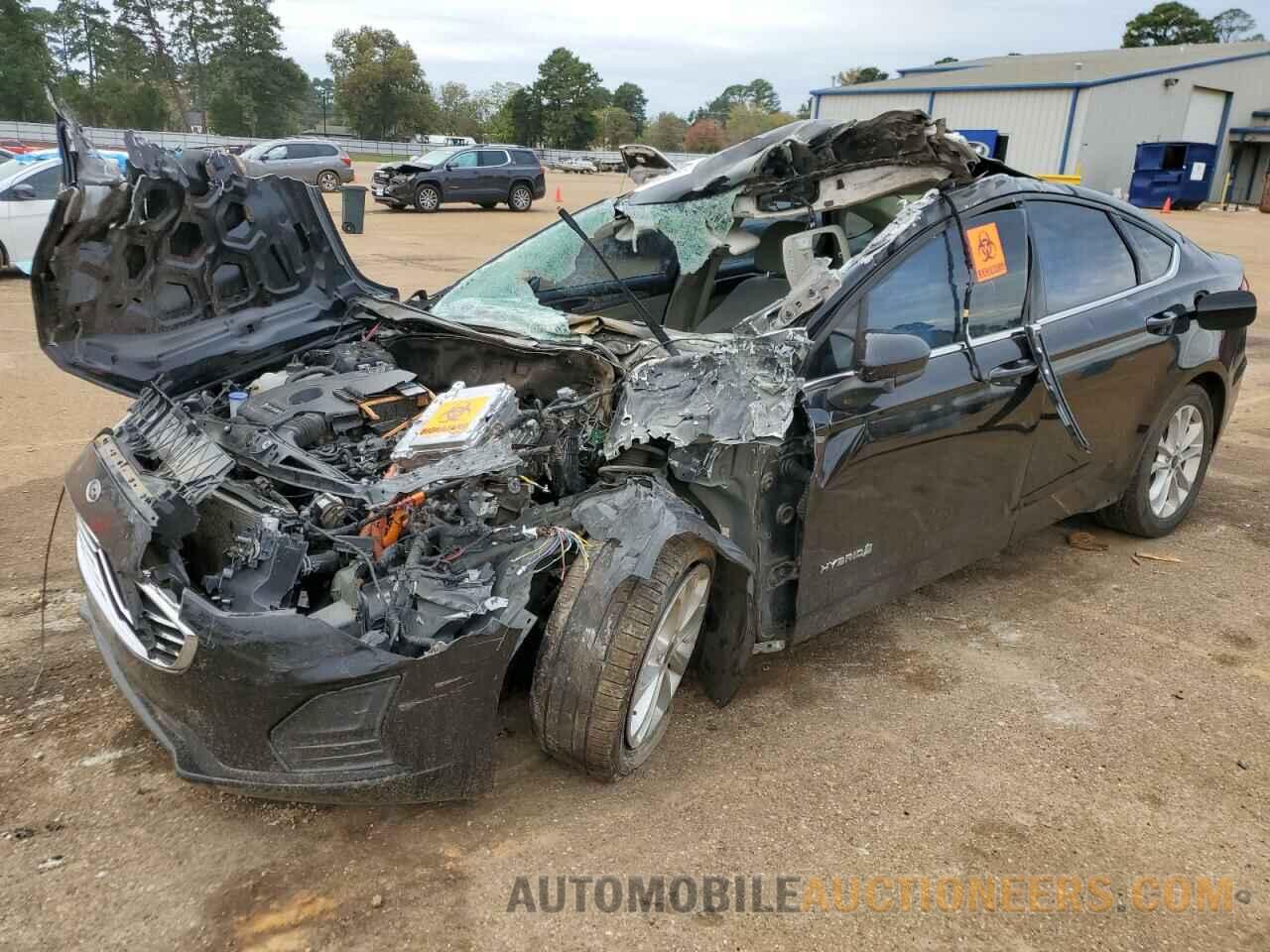 3FA6P0LU2KR171166 FORD FUSION 2019