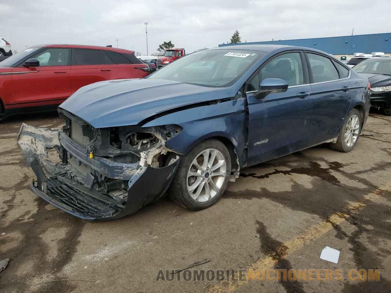 3FA6P0LU2KR196701 FORD FUSION 2019