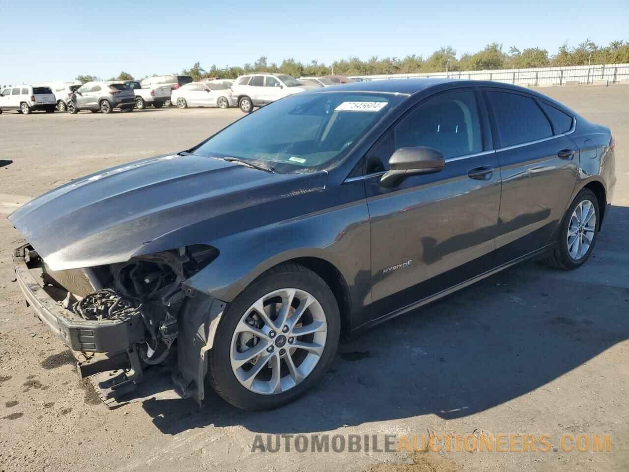 3FA6P0LU2KR221886 FORD FUSION 2019