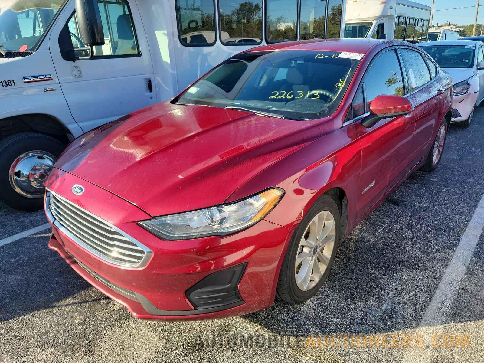 3FA6P0LU2KR226313 Ford Fusion Hybrid 2019