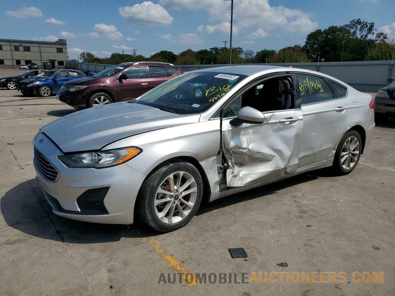 3FA6P0LU2KR240101 FORD FUSION 2019