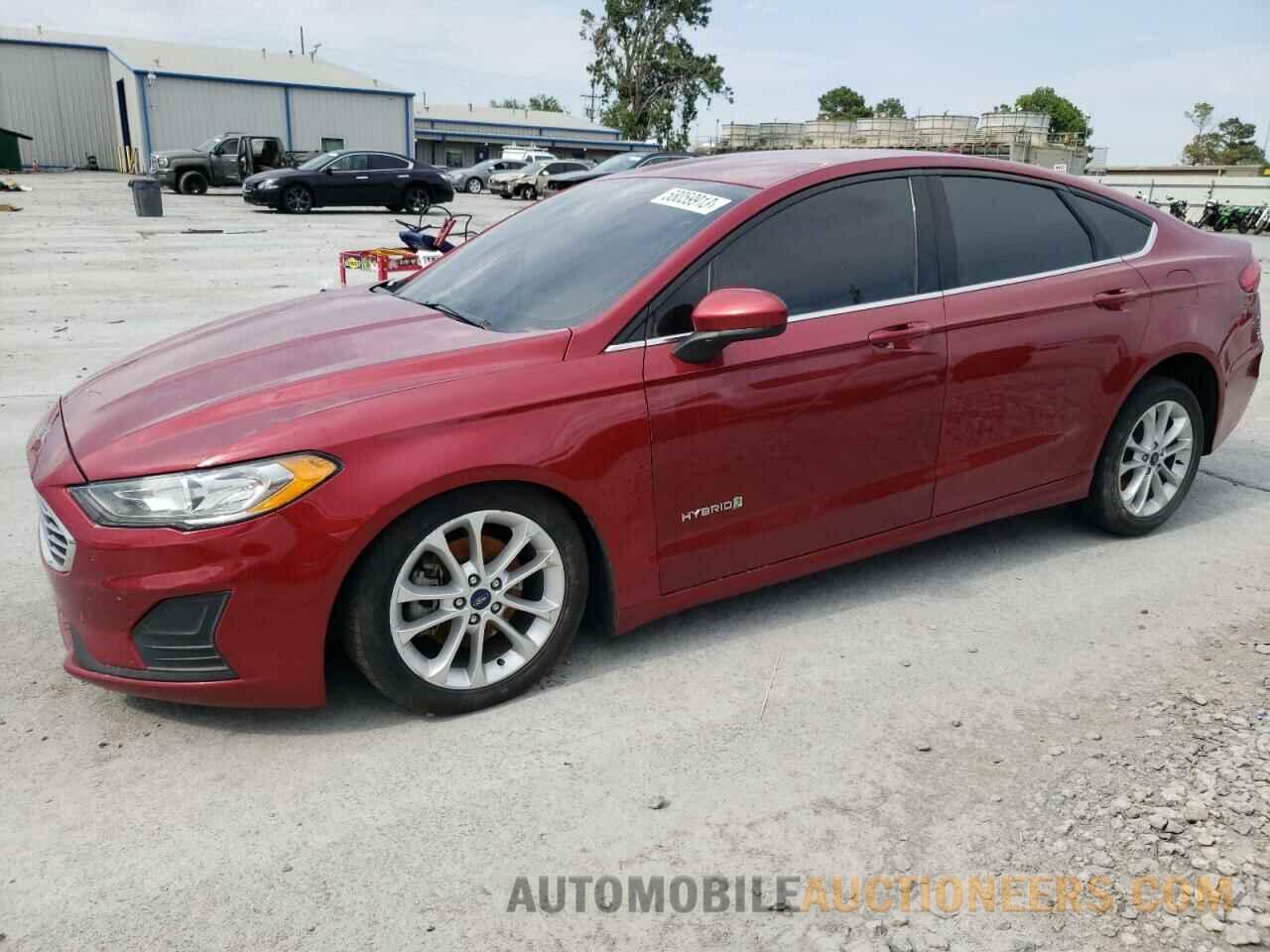 3FA6P0LU2KR256699 FORD FUSION 2019