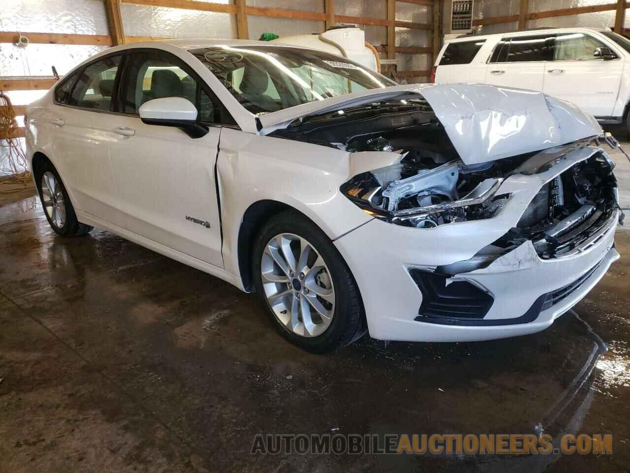 3FA6P0LU2KR263748 FORD FUSION 2019