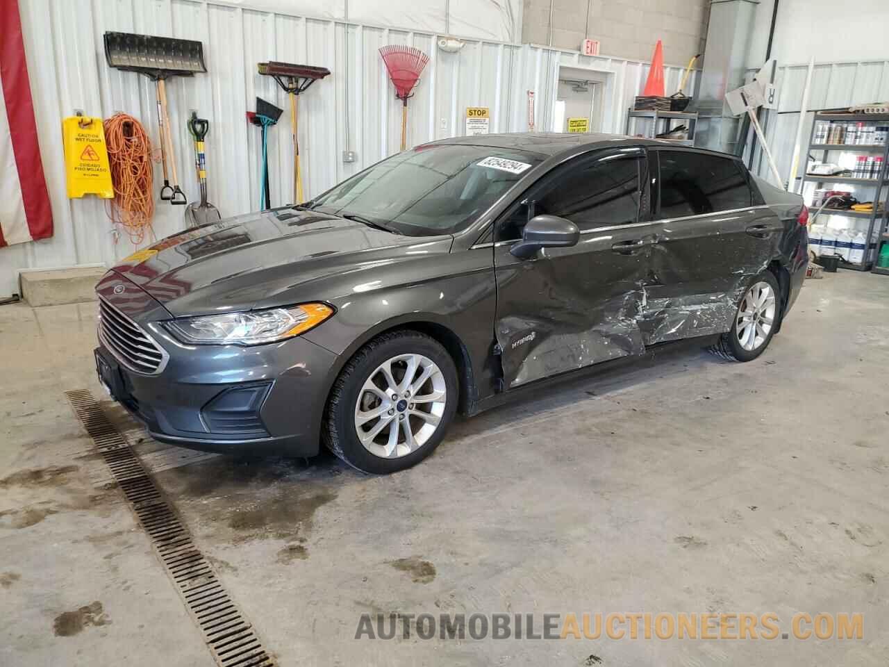 3FA6P0LU2KR279674 FORD FUSION 2019