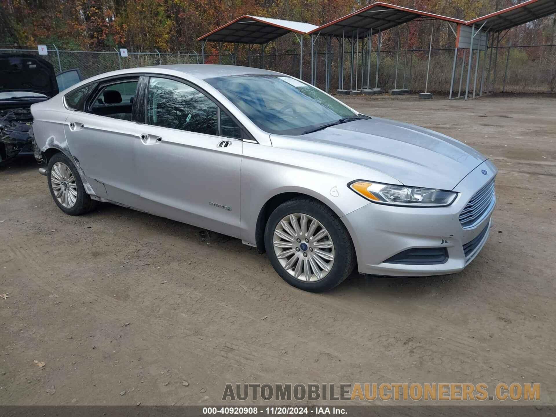 3FA6P0LU3GR127135 FORD FUSION HYBRID 2016