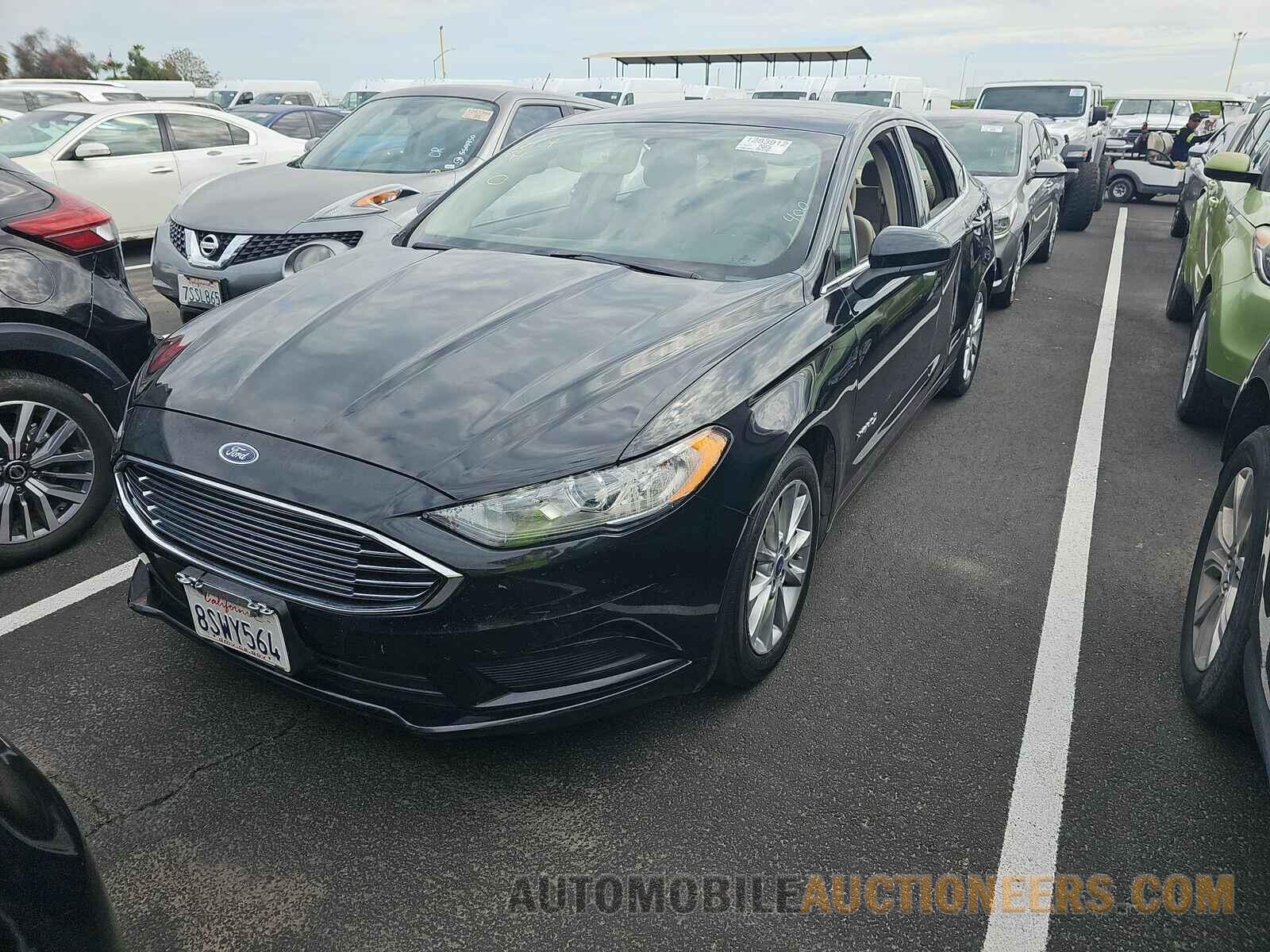 3FA6P0LU3HR301500 Ford Fusion Hybrid 2017