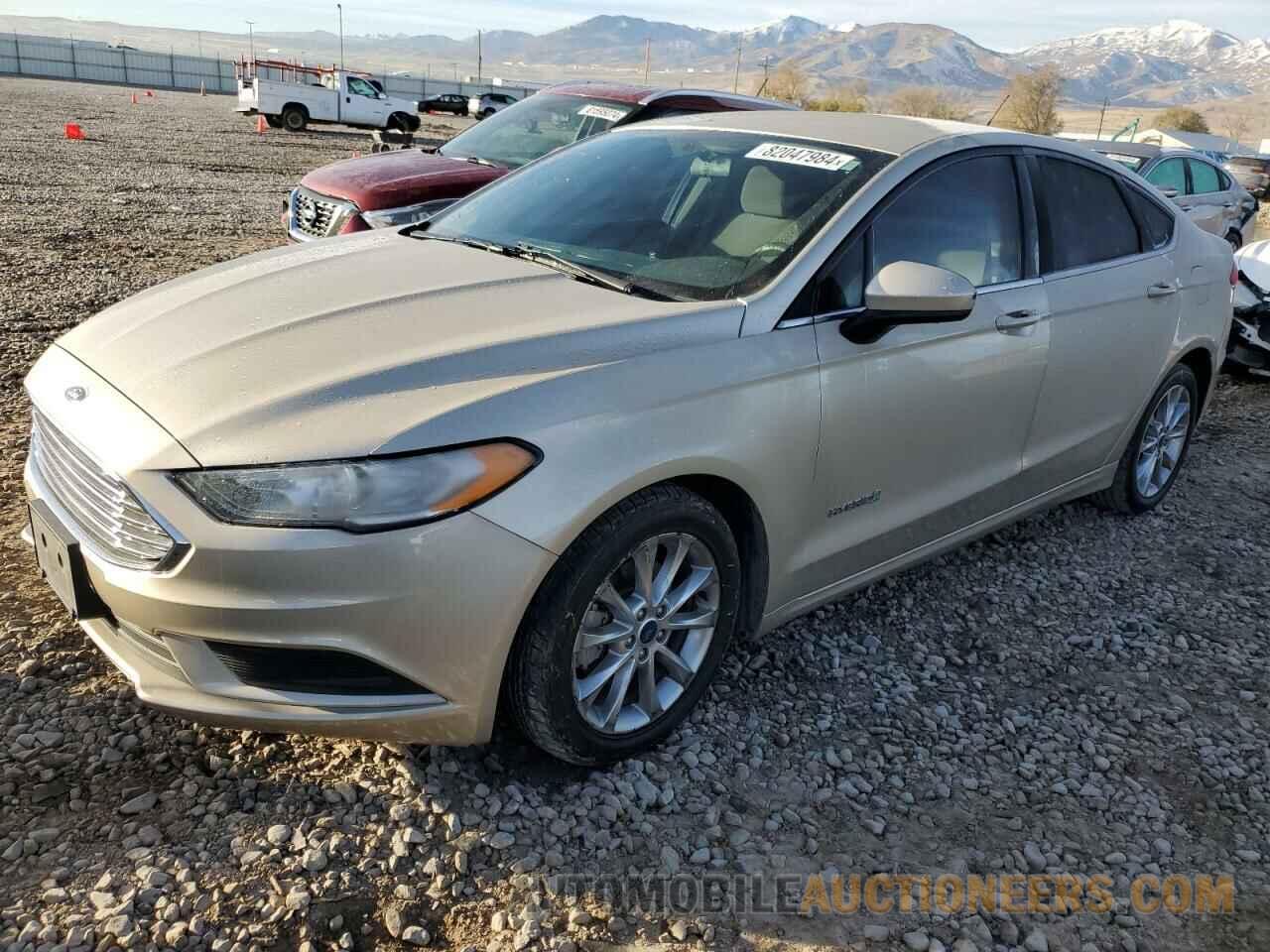 3FA6P0LU3HR306681 FORD FUSION 2017