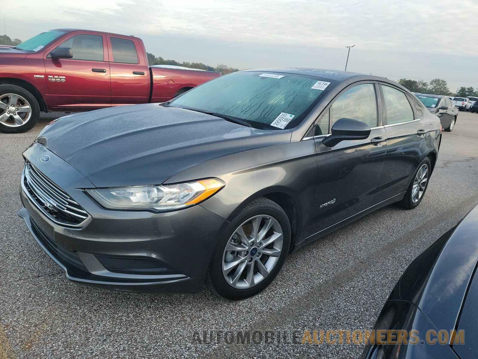 3FA6P0LU3HR358618 Ford Fusion Hybrid 2017