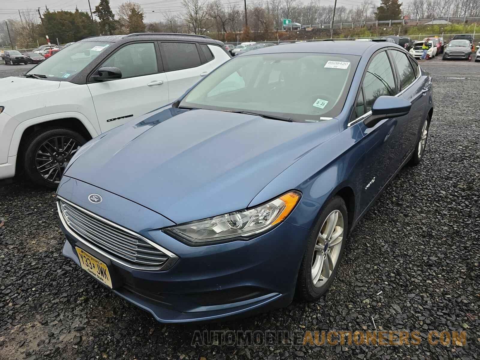 3FA6P0LU3JR220082 Ford Fusion Hybrid 2018