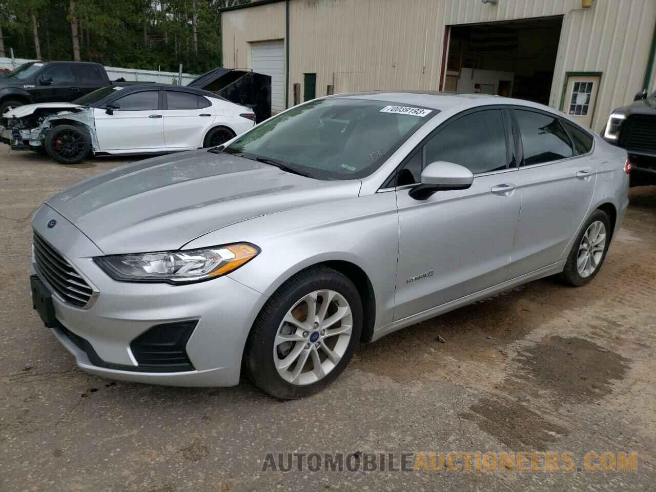 3FA6P0LU3KR114488 FORD FUSION 2019