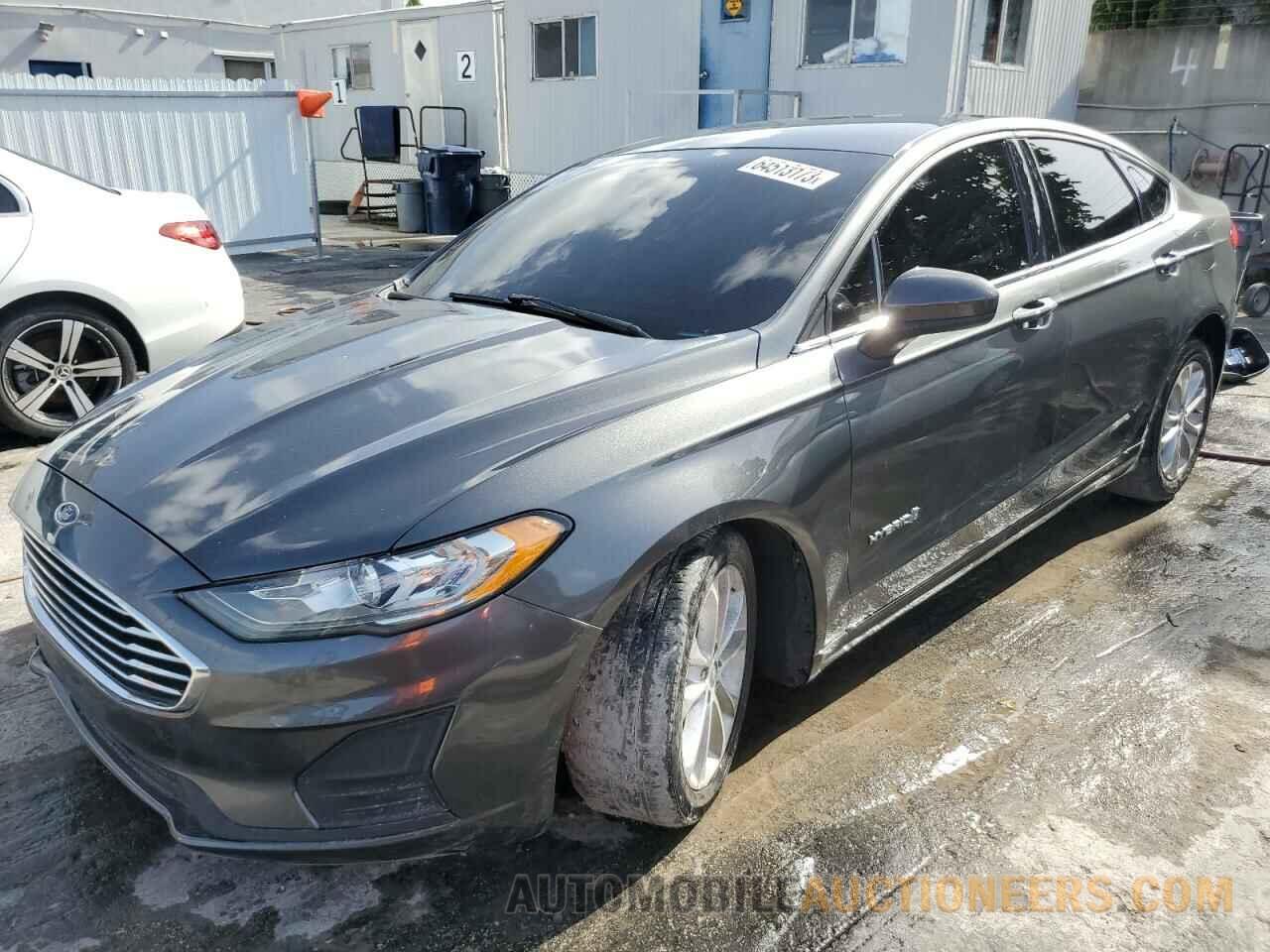 3FA6P0LU3KR120405 FORD FUSION 2019