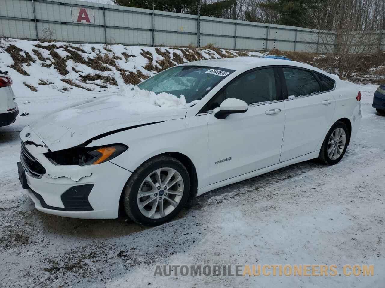 3FA6P0LU3KR137706 FORD FUSION 2019